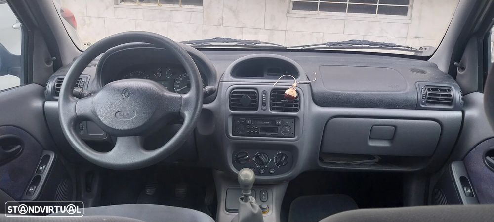 Renault Clio 1.2 - 4