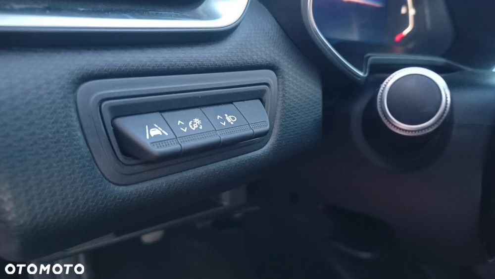 Renault Clio TCe 100 INTENS - 26