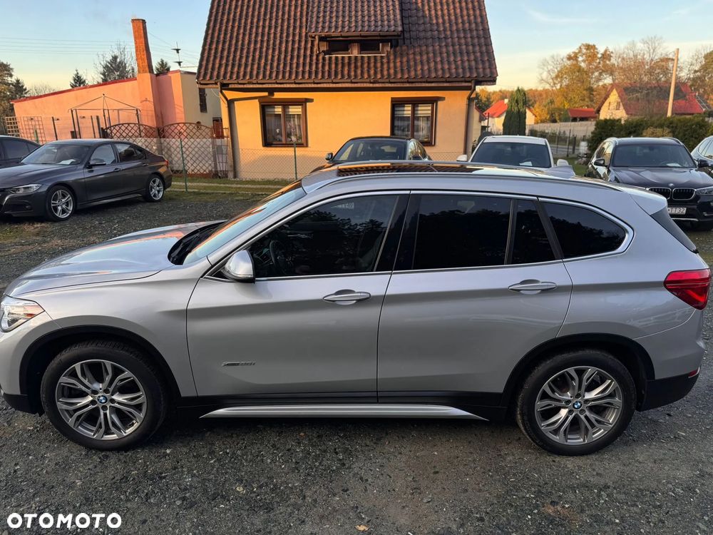 BMW X1 xDrive25i xLine - 8