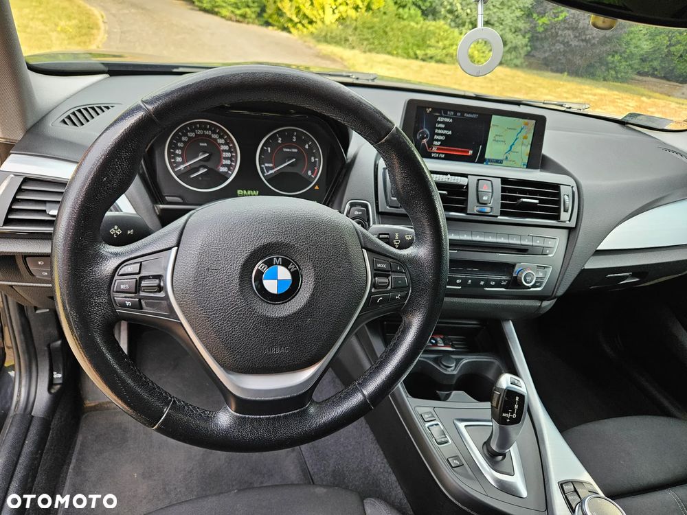 BMW Seria 1 120d Sport Line - 18