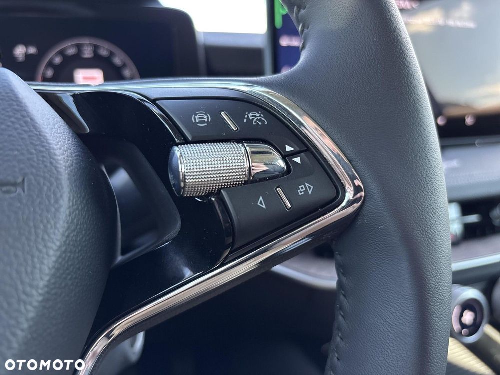 Skoda Superb 2.0 TDI SCR 4x4 L&K DSG - 20