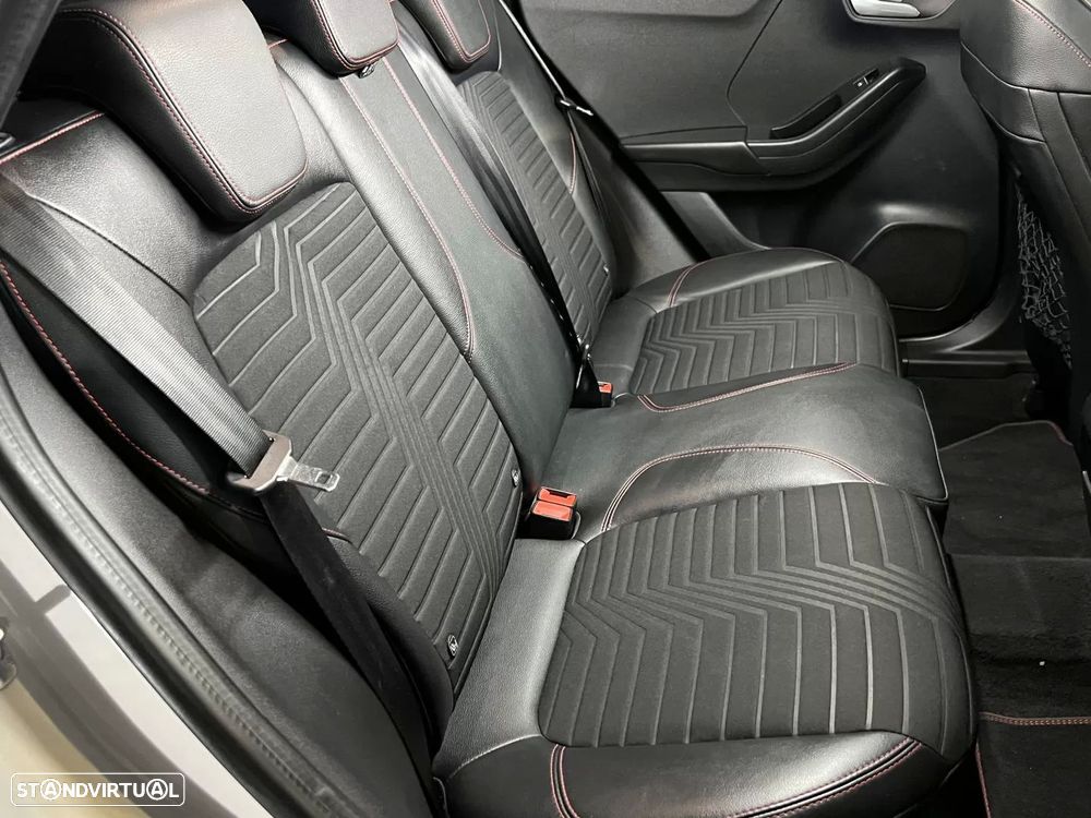 Ford Puma 1.0 EcoBoost MHEV ST-Line X Vivid Ruby Edition - 8