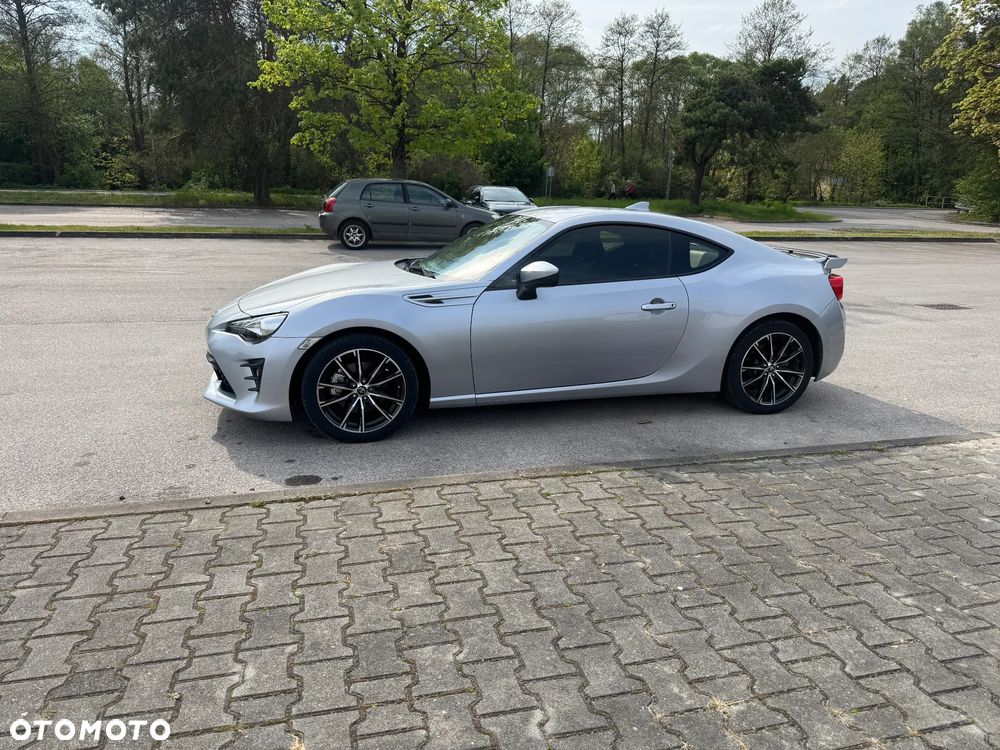 Toyota GT86 2.0 Premium - 8