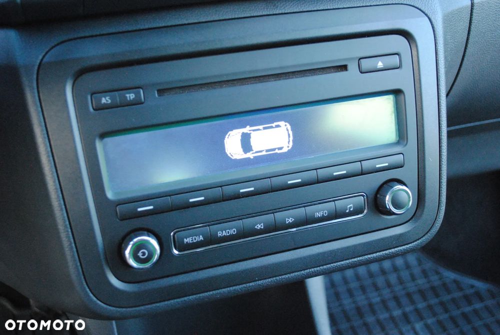 Skoda Roomster 1.4 16V Elegance - 10