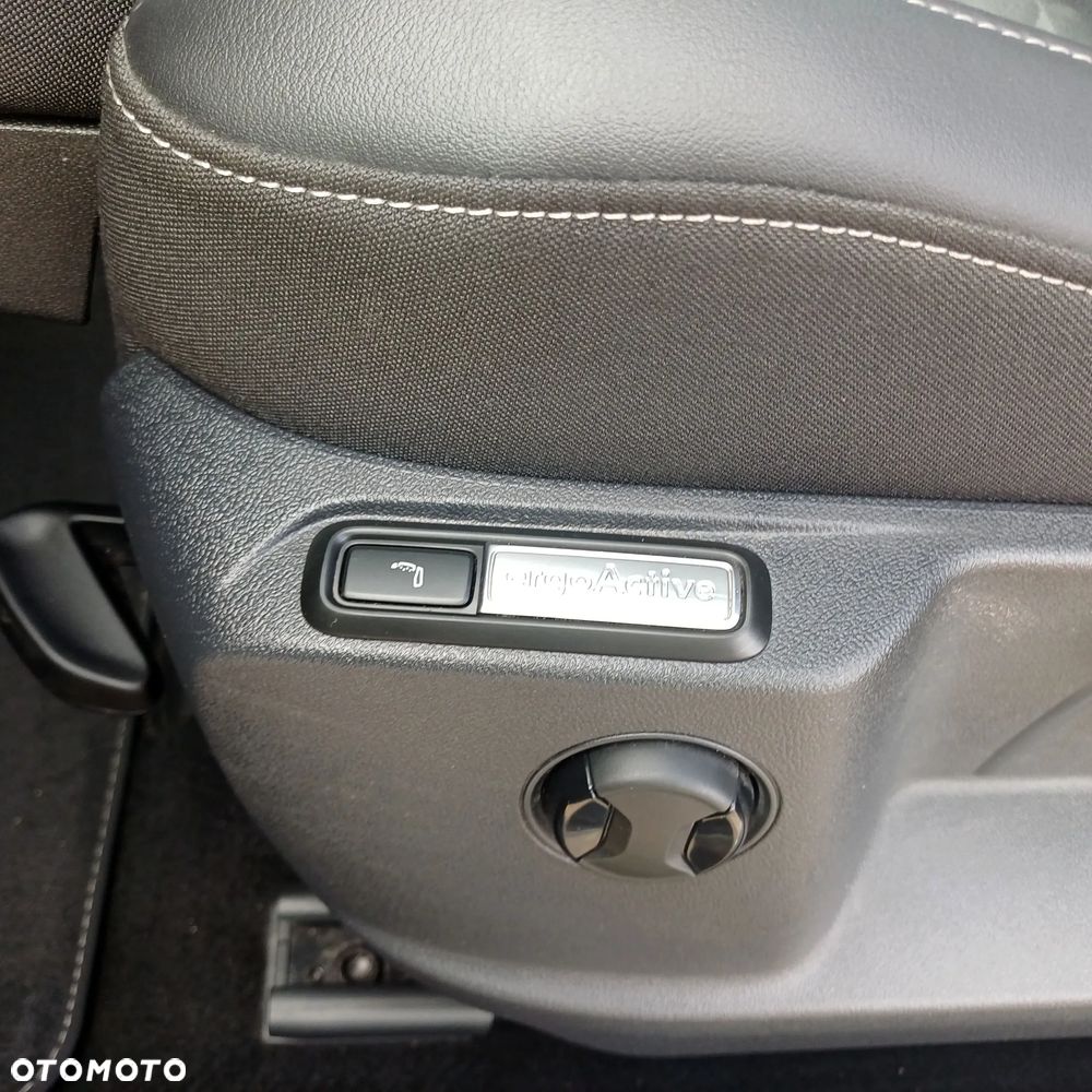 Volkswagen T-Roc 2.0 TSI 4Motion R-Line Plus DSG - 22