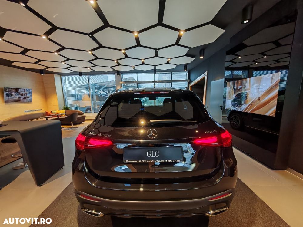 Mercedes-Benz GLC 220 d 4MATIC MHEV - 14