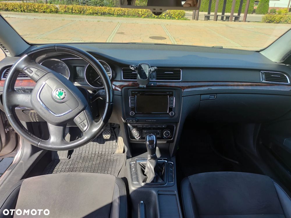 Skoda Superb 2.0 TDI Elegance - 12