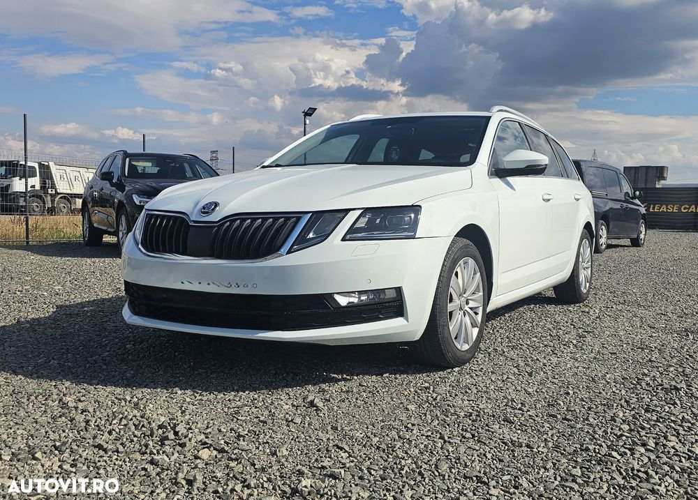 Skoda Octavia 2.0 TDI DSG 4X4 Style - 3