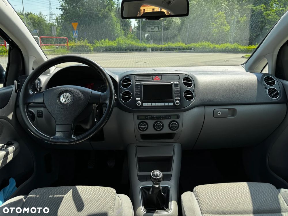 Volkswagen Golf Plus - 36