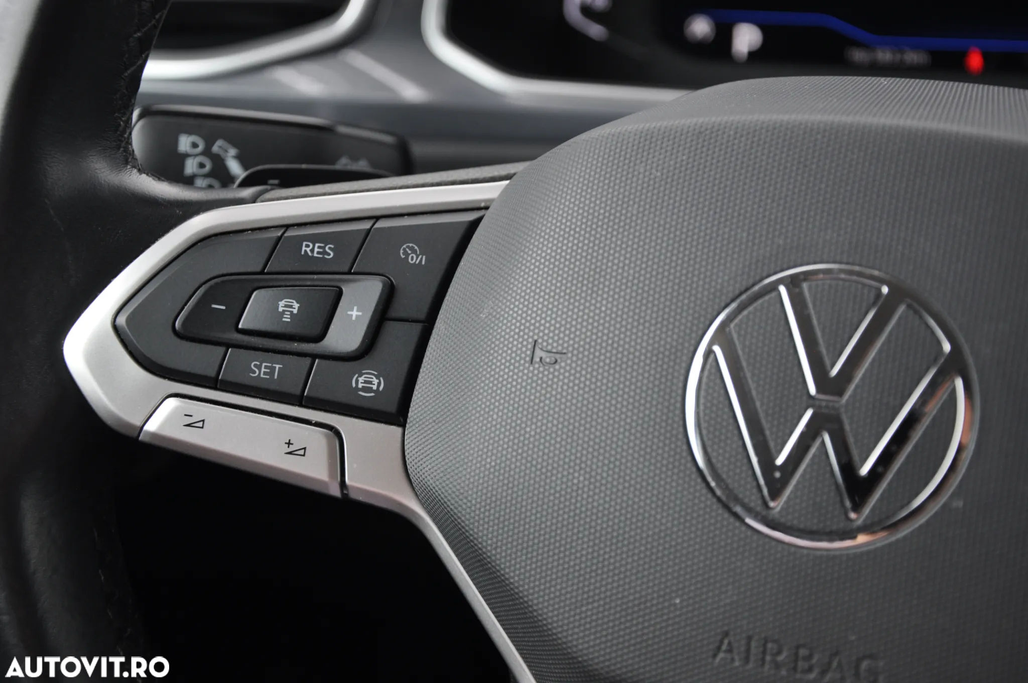 Volkswagen T-ROC 2.0 TDI DSG Style - 15