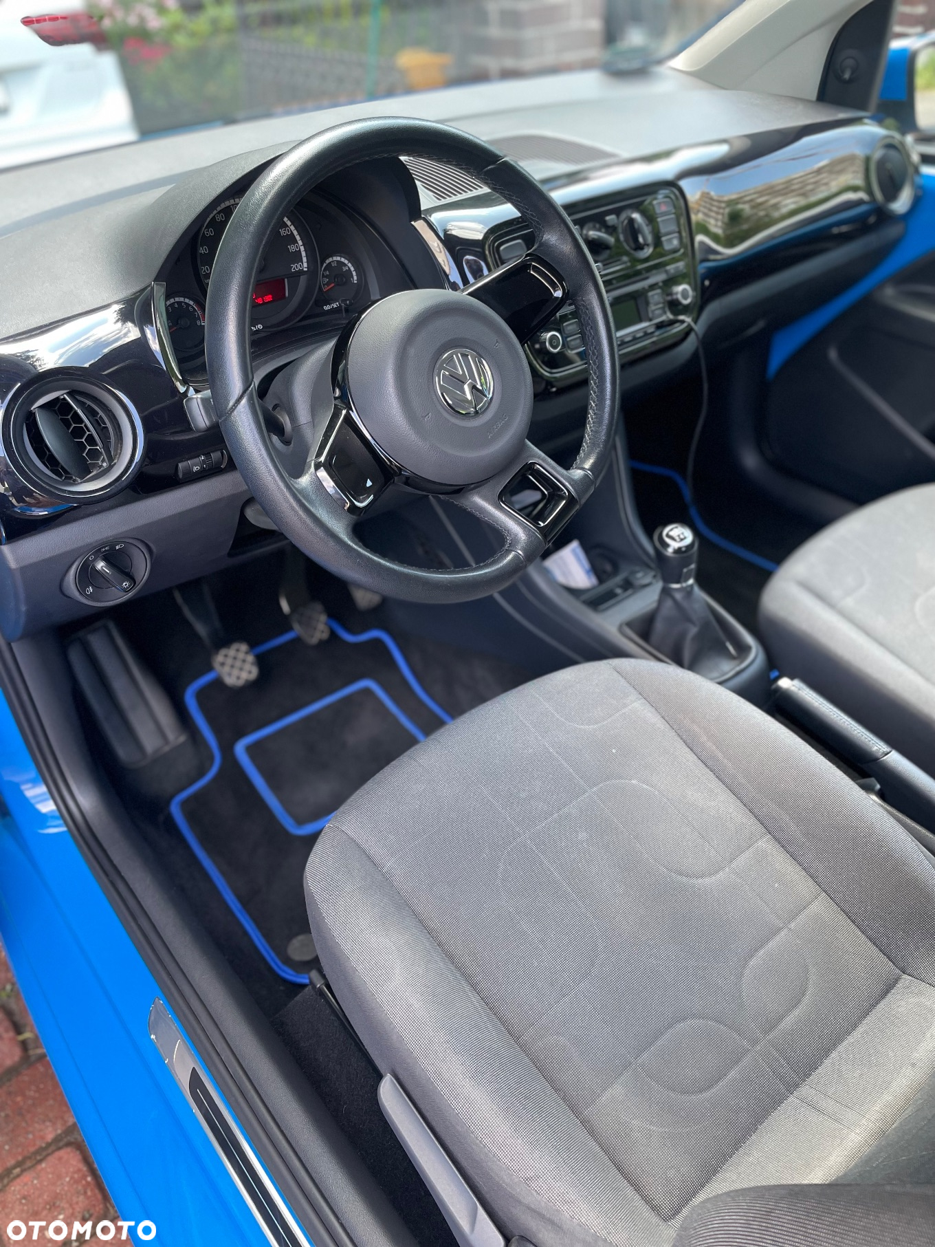 Volkswagen up! 1.0 move - 31