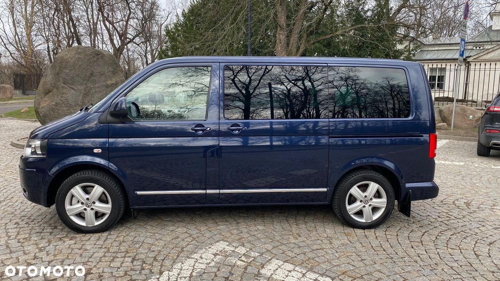 Volkswagen Multivan - 25