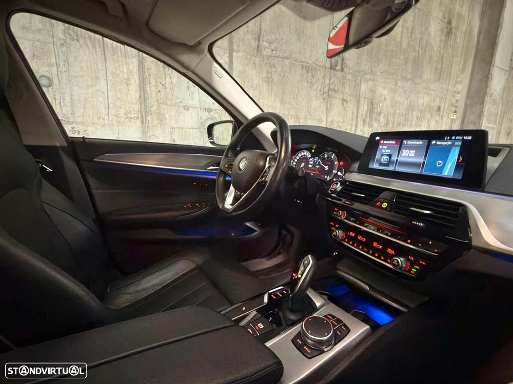 BMW 520 d Line Luxury Auto - 13
