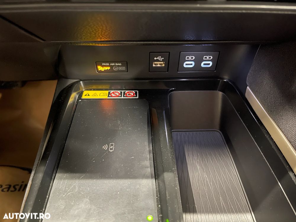 Toyota Camry 2.5 Business - 23