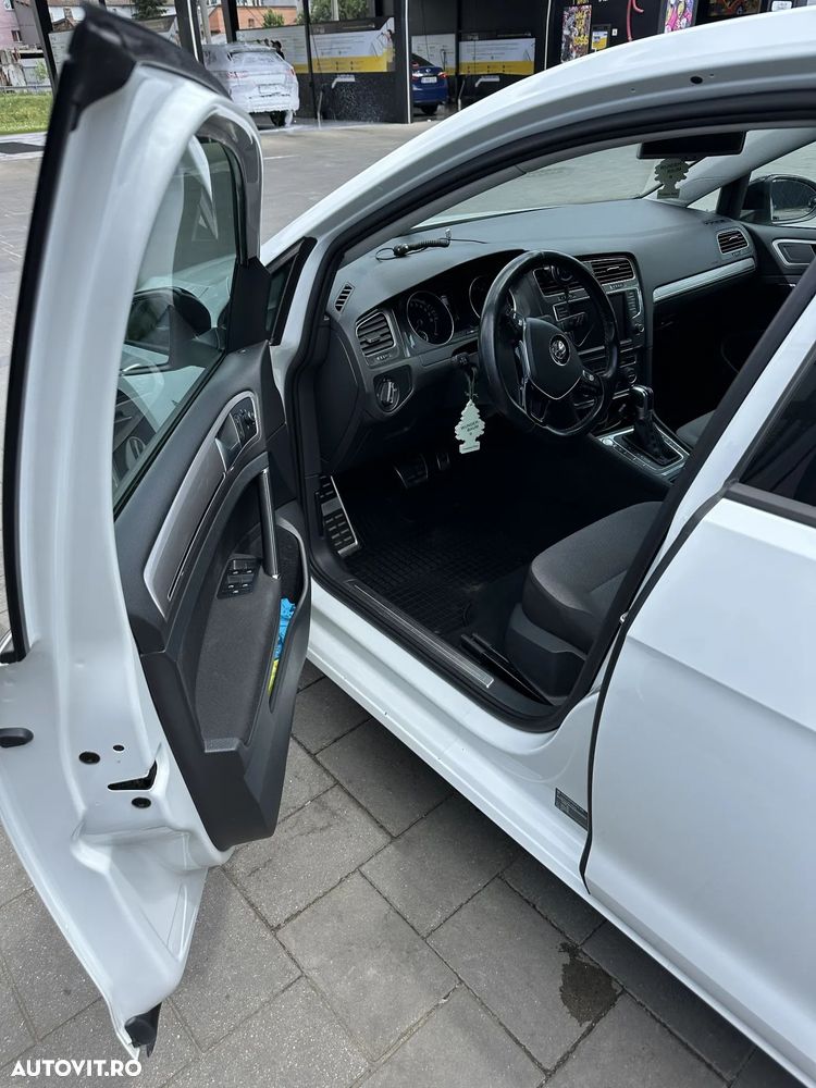 Volkswagen Golf e-Golf - 6