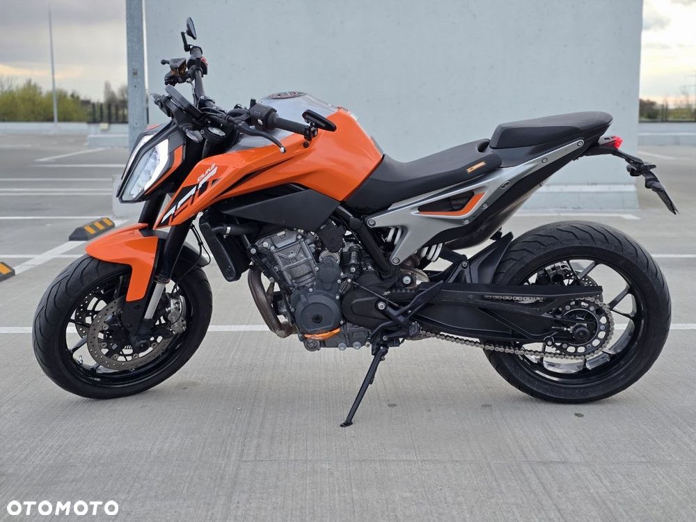 KTM Duke 790 - 4