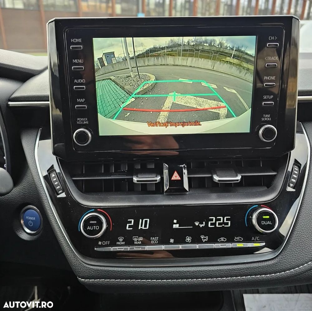 Toyota Corolla 1.8 Business Edition - 25