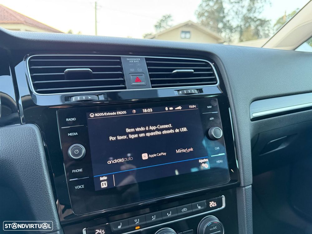 VW Golf Variant 1.6 TDi R-Line - 19