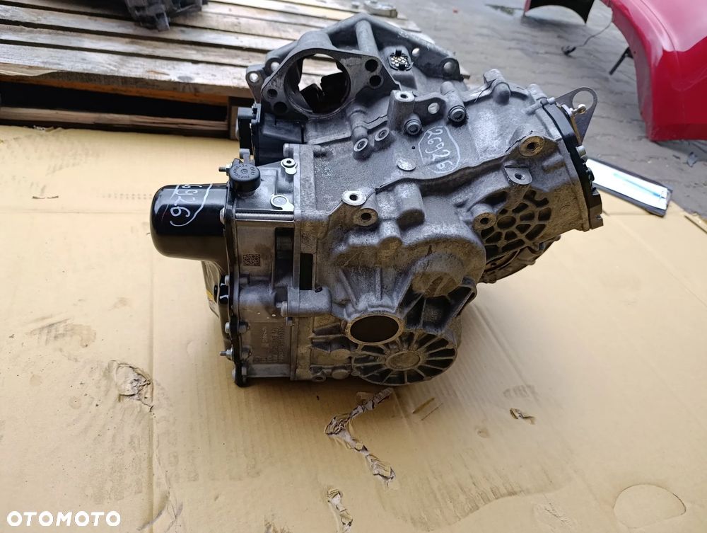 VW TOURAN II 2 1T 1.6 TDI SKRZYNIA BIEGÓW PML AUTOMAT - 4