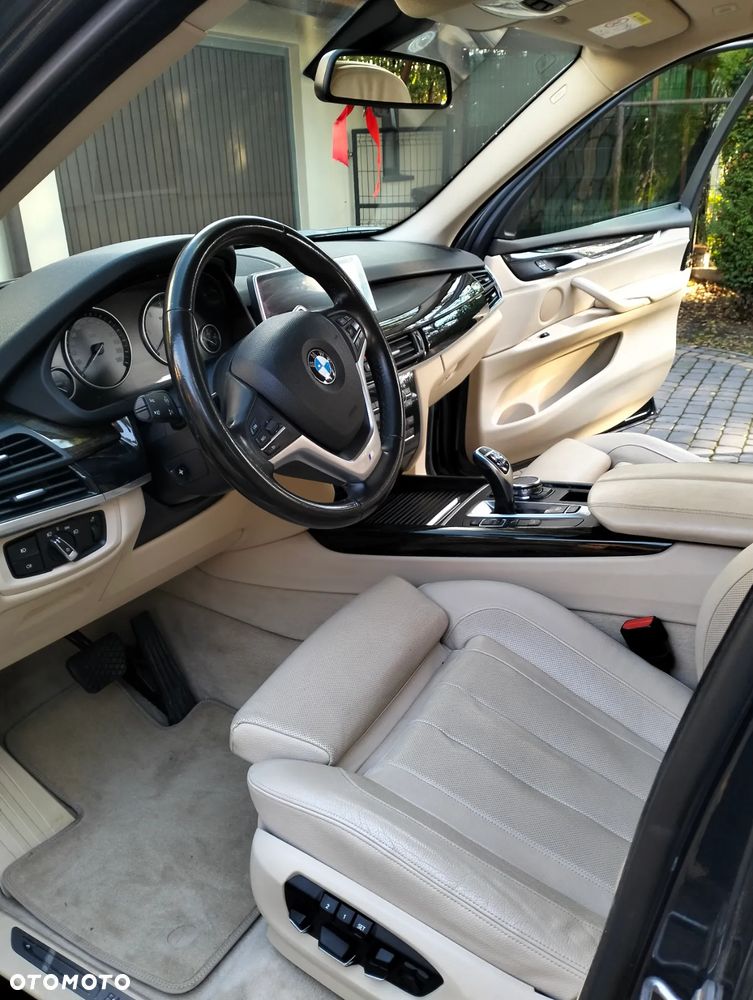 BMW X5 xDrive25d - 8