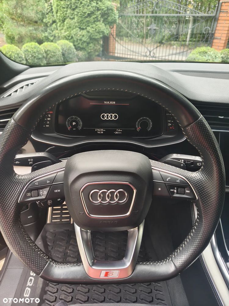 Audi SQ8 - 23