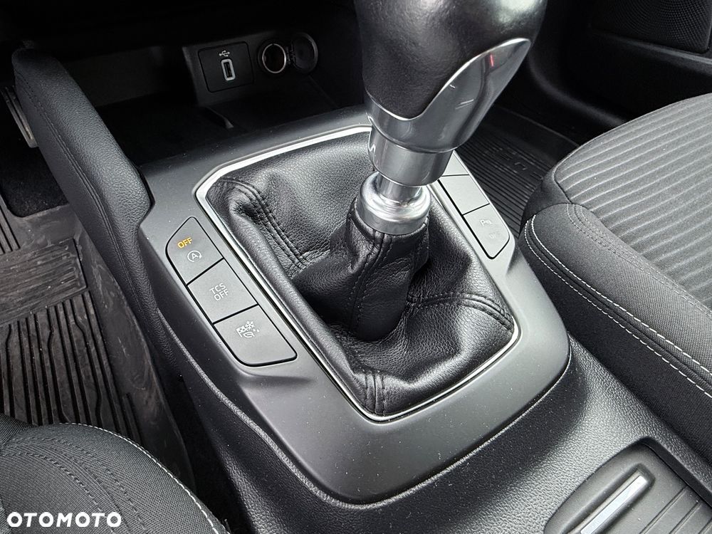 Ford Focus 2.0 EcoBlue Titanium Business - 11