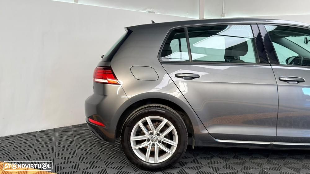VW Golf 1.6 TDI Trendline - 9