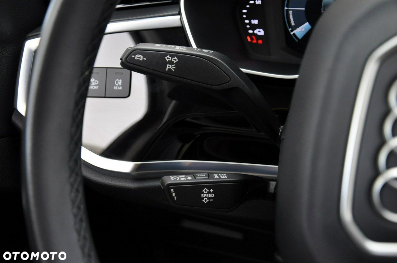 Audi Q3 Sportback - 24