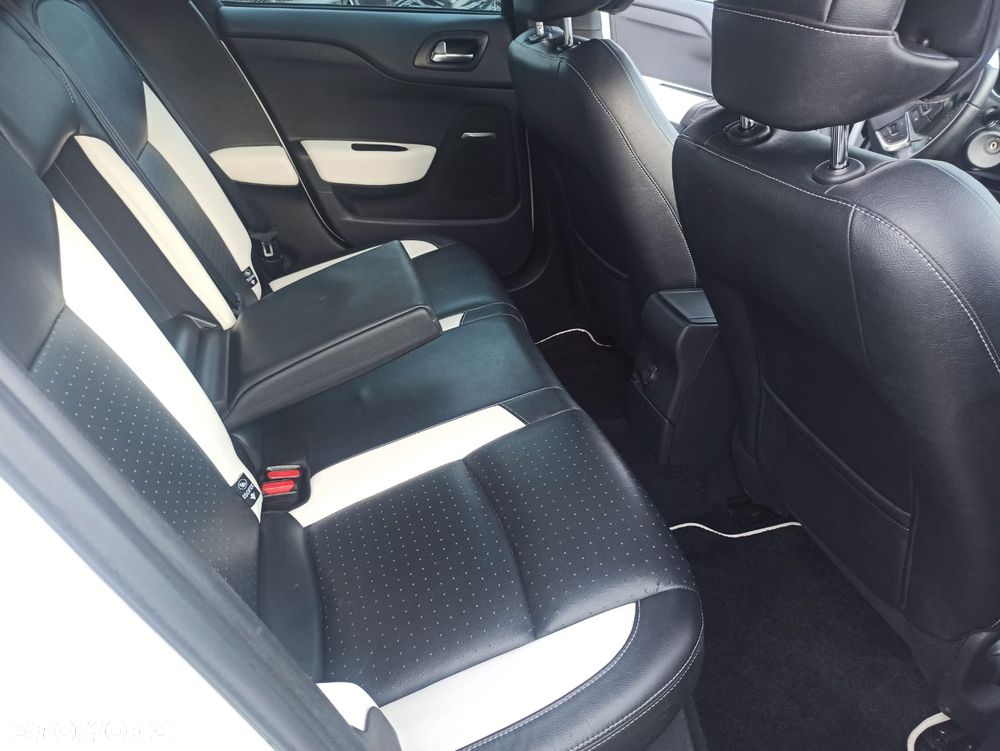 Citroën DS4 THP 200 SportChic - 24