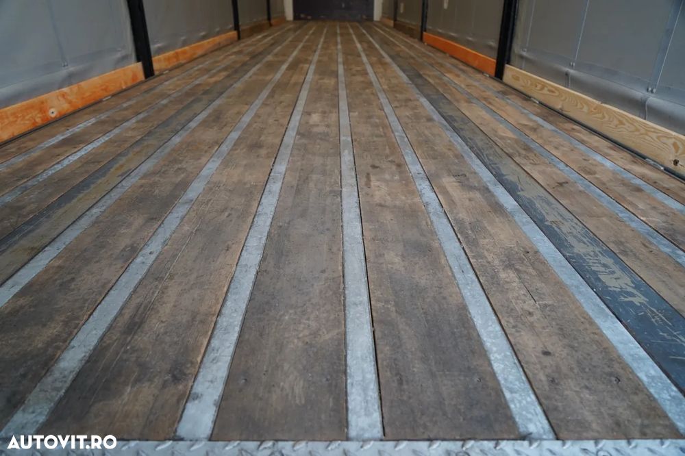 LeciTrailer CORTINĂ / STANDARD / PODEA PUTERNICĂ / AXĂ RIDICATĂ / ANVELOPE 100% / AXE - 21