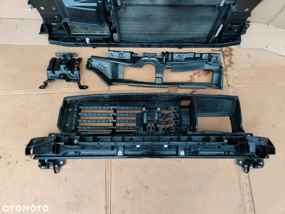 RENAULT CLIO V 2021 1,6 E-TECH HYBRYDA PAS PRZÓD CHŁODNICE WENTYLATOR - 2