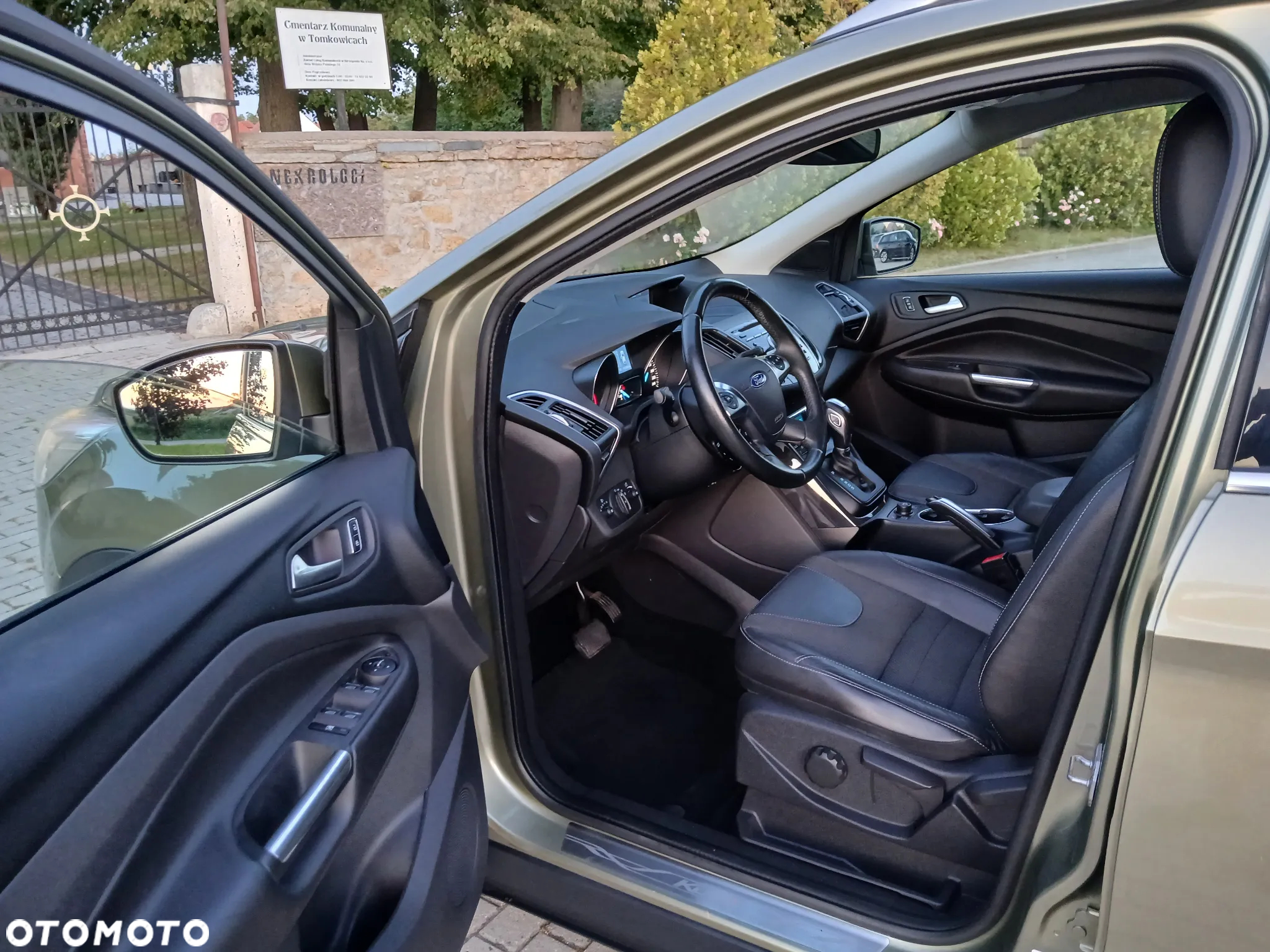 Ford Kuga 2.0 TDCi 4WD Titanium - 25