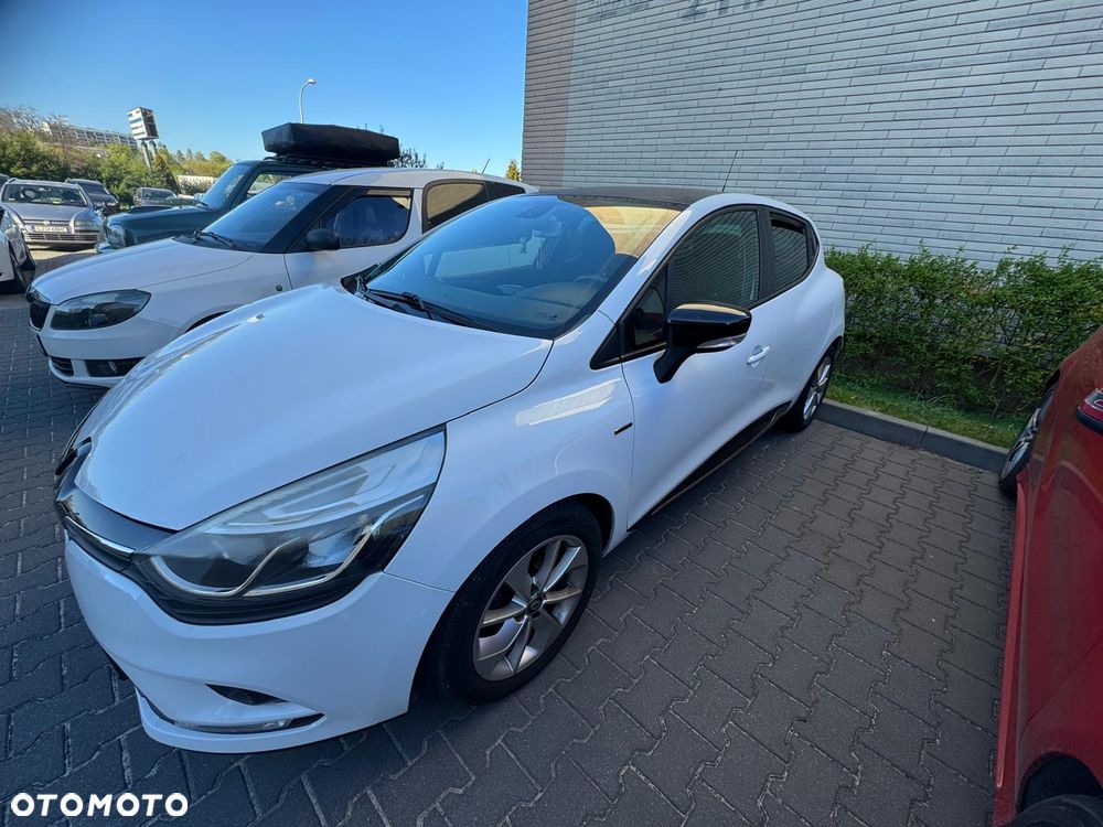 Renault Clio 1.2 16V Limited - 13