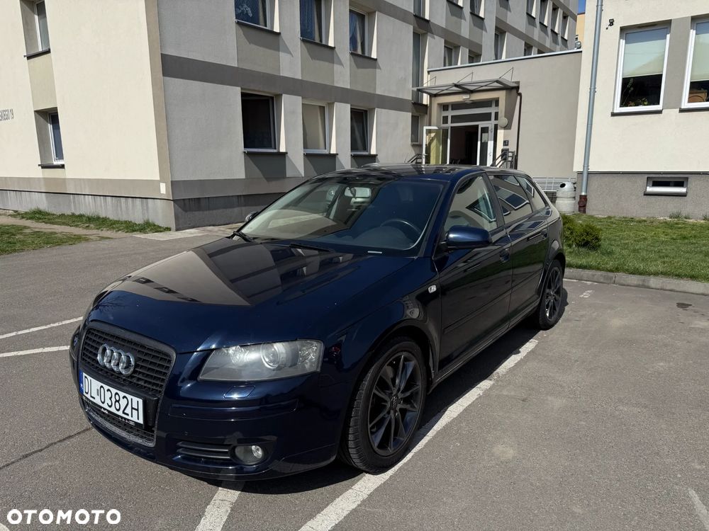 Audi A3 Sportback - 1