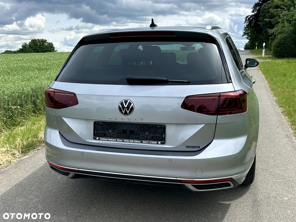 Volkswagen Passat 2.0 TDI 4Mot Elegance DSG - 4