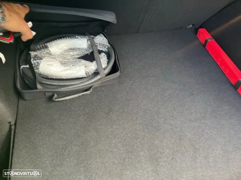 MG ZS EV 72.6 kWh Luxury - 13