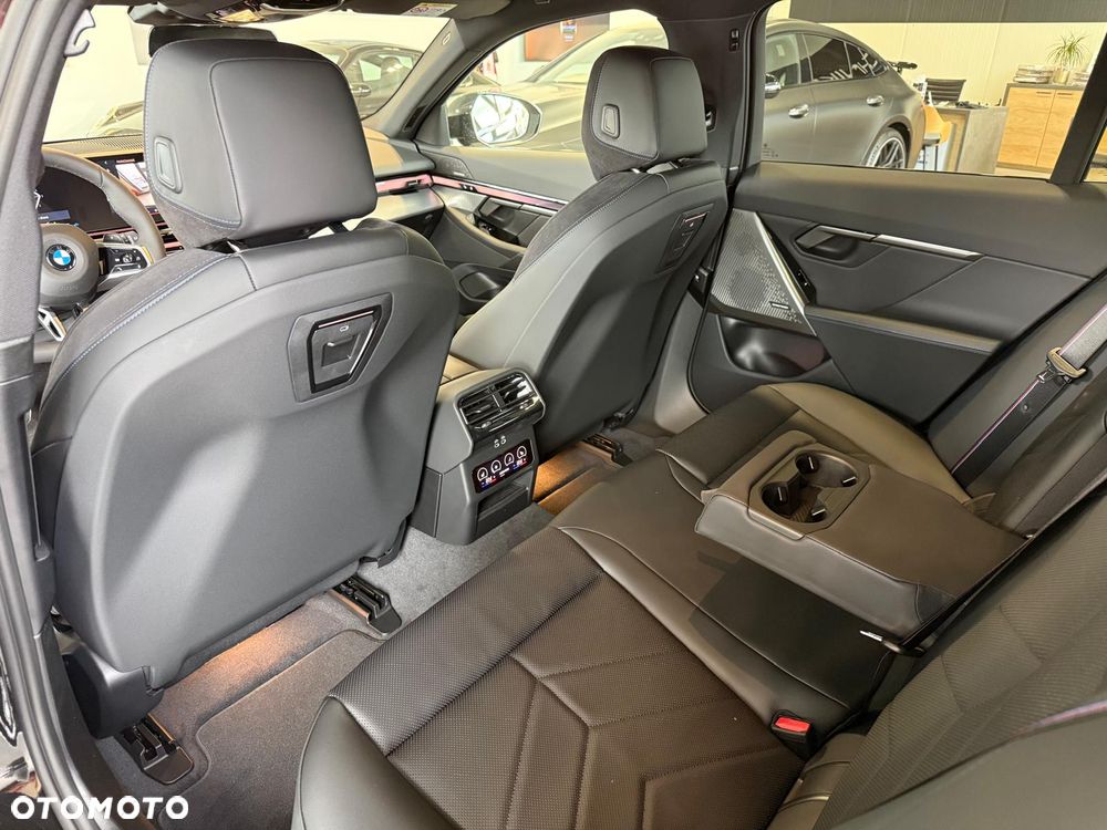 BMW Seria 5 520d xDrive mHEV M Sport sport - 8