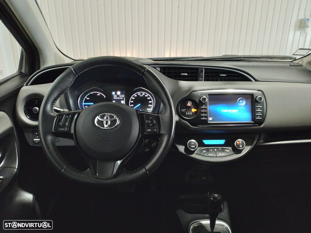 Toyota Yaris 1.5 HSD Comfort+P.Style - 15