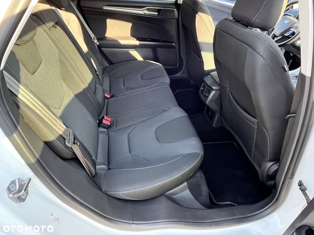 Ford Mondeo 2.0 TDCi Trend PowerShift - 15