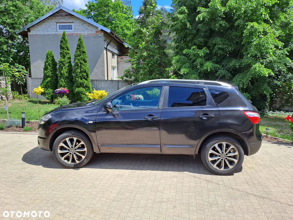 Nissan Qashqai 2.0 4x4 Tekna - 2