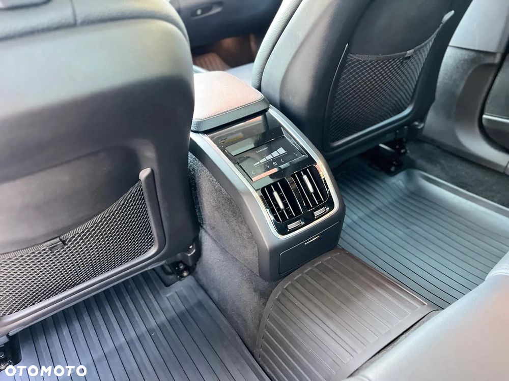Volvo S90 T5 Momentum - 17