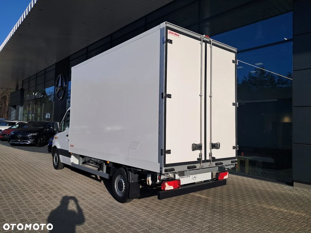 Mercedes-Benz eSprinter 420 - 7