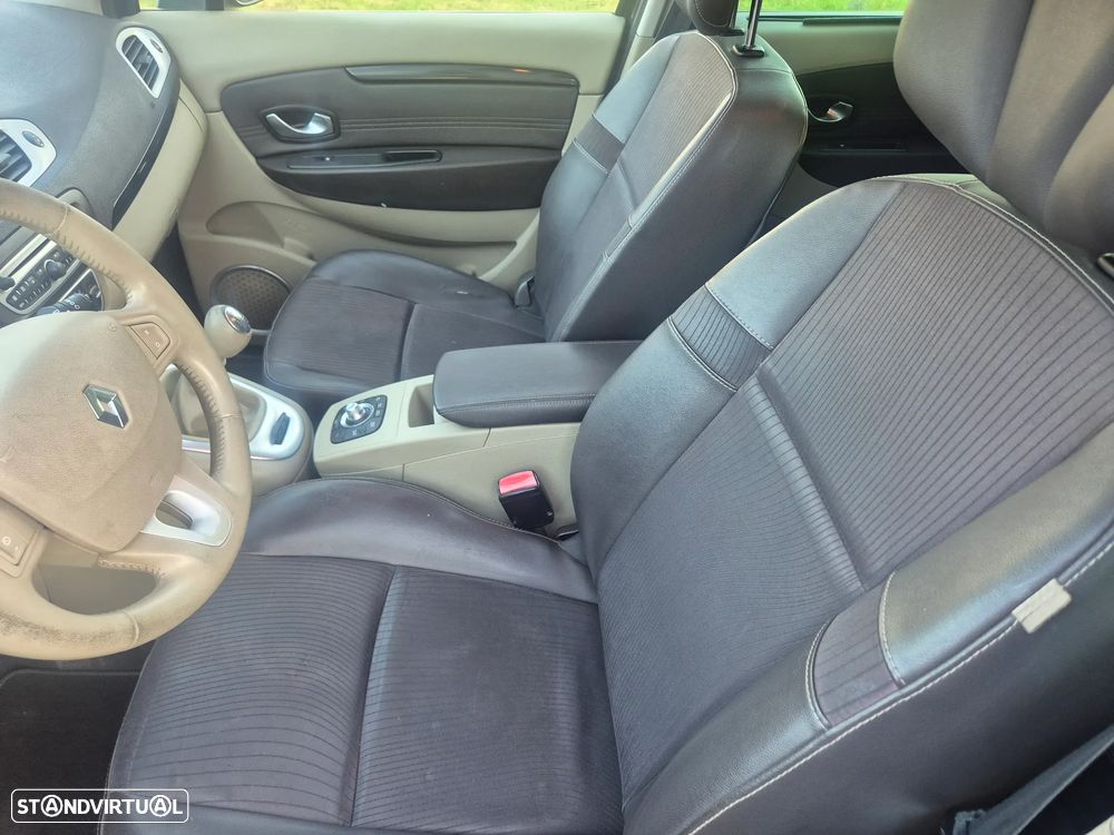 Renault Scénic 1.5 dCi Dynamique S - 13