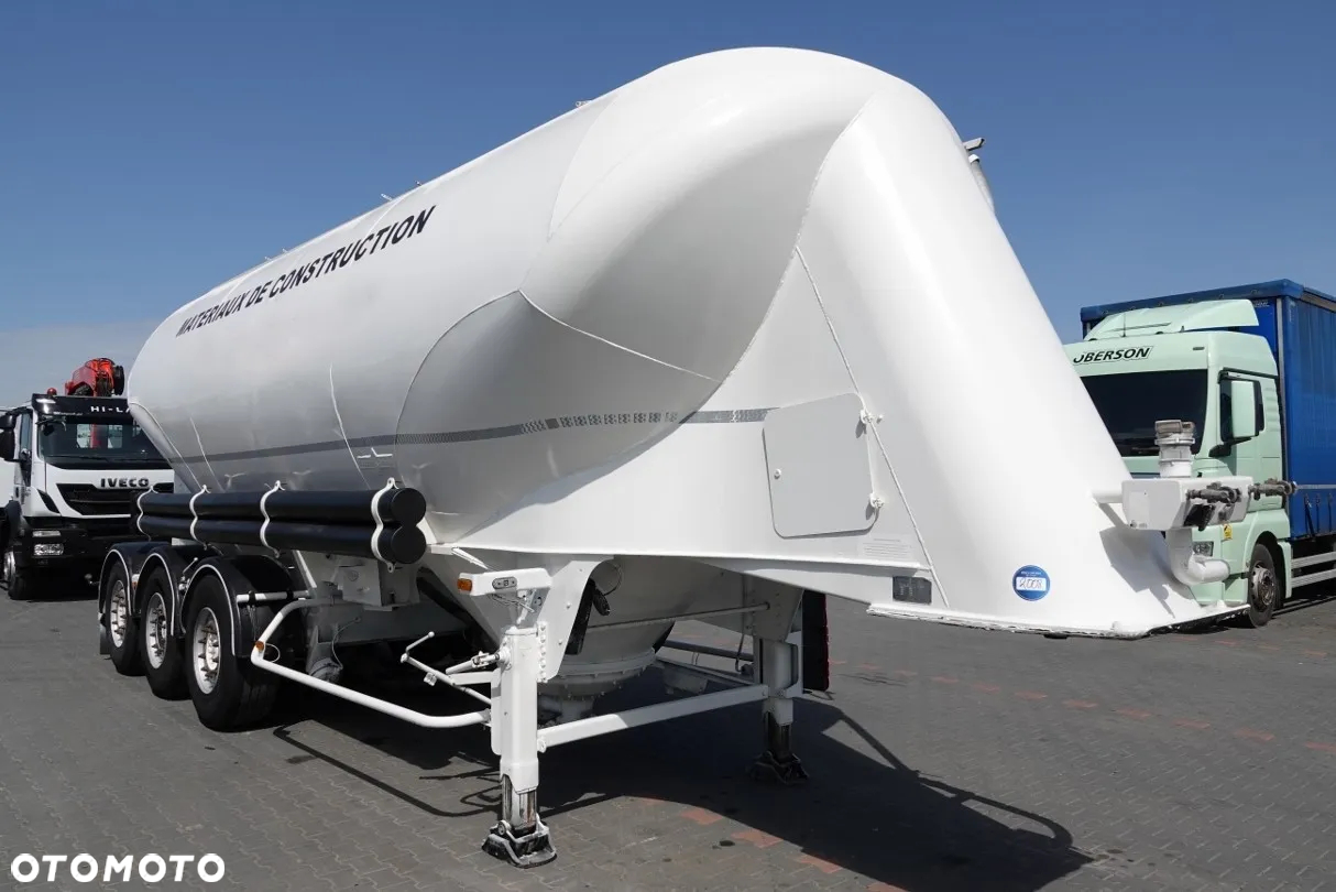 Spitzer CEMENTONACZEPA / 34 000 L / SILOS / 3 KOMORY / OSIE SAF - 7