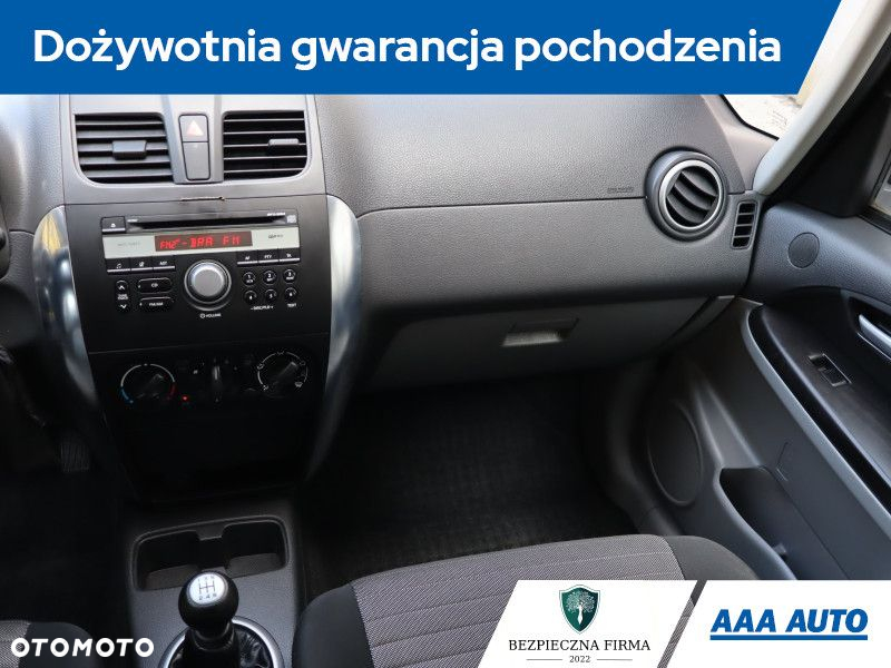 Suzuki SX4 - 9