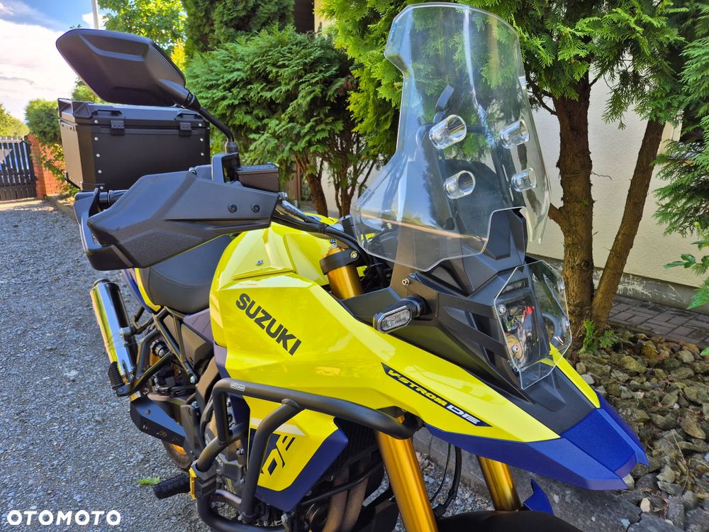 Suzuki DL - 27