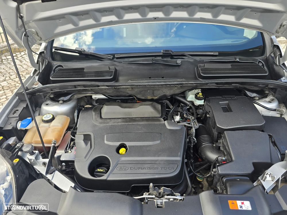 Ford Kuga 2.0 TDCi Titanium - 16