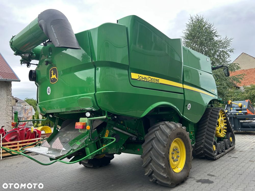 John Deere S790 - 18