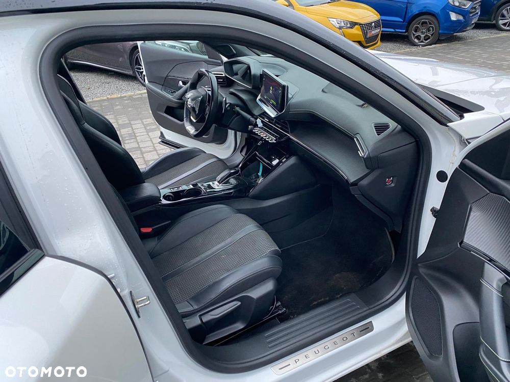 Peugeot 2008 1.5 BlueHDi GT Pack S&S EAT8 - 8