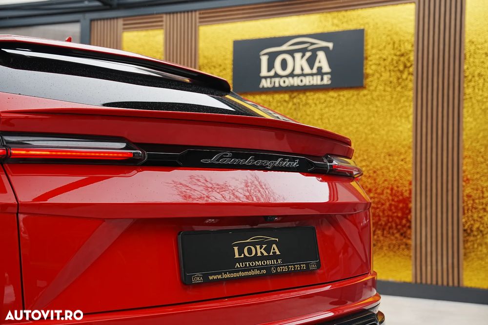 Lamborghini URUS - 12